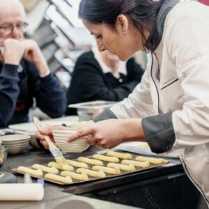 Laura Sanchez pâte à choux bordeaux